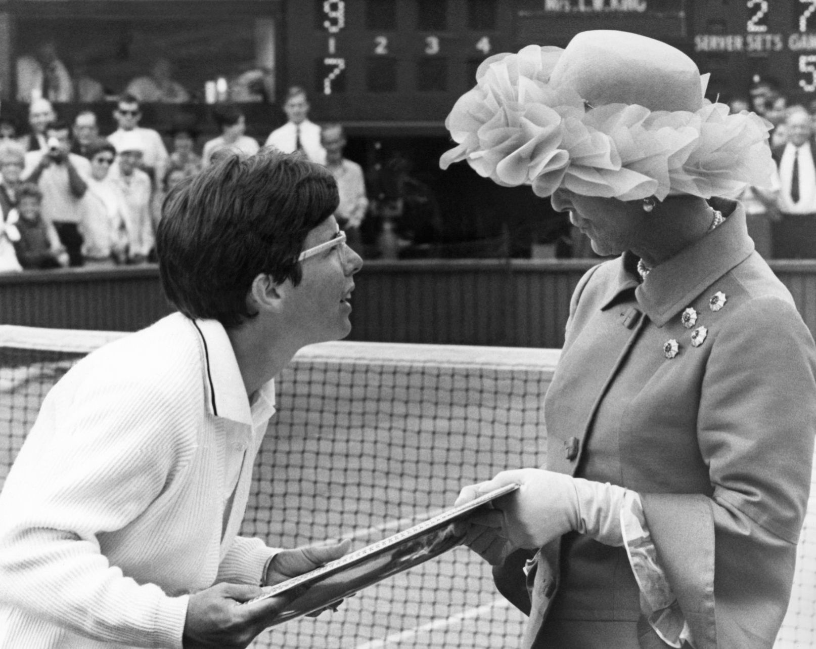 1968: Billie Jean King wins third straight Wimbledon championship